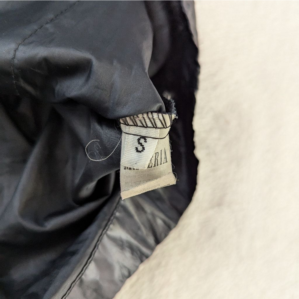 Materia Black Lightweight Jacket -Small - Picture 5 of 12